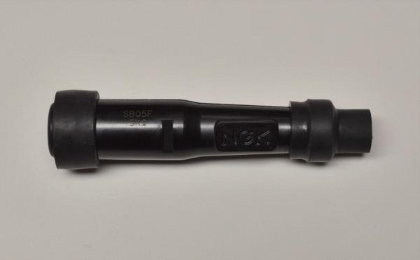 NGK - Zündkerzenstecker SB05F, schwarz, Stock-Nr. 8080